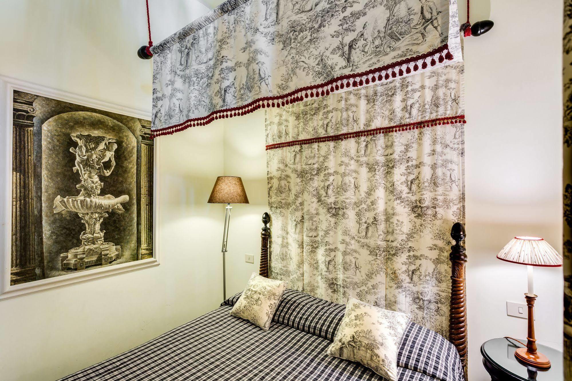 Casa Heberart Guest House Capo le Case Roma Exterior foto